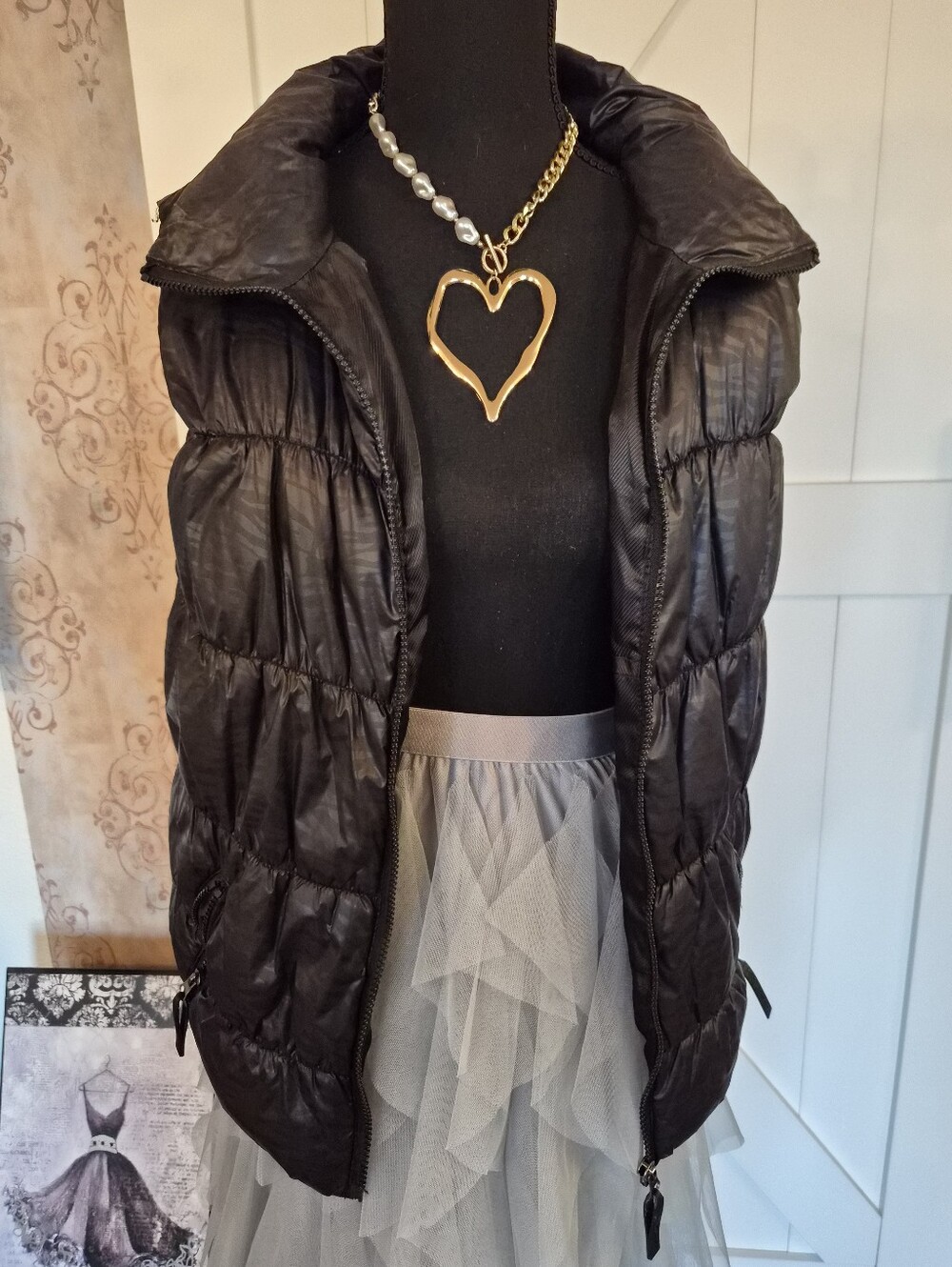 Betsey Johnson Black Quilted Puffer Vest- Size Small - Picture 8 of 12